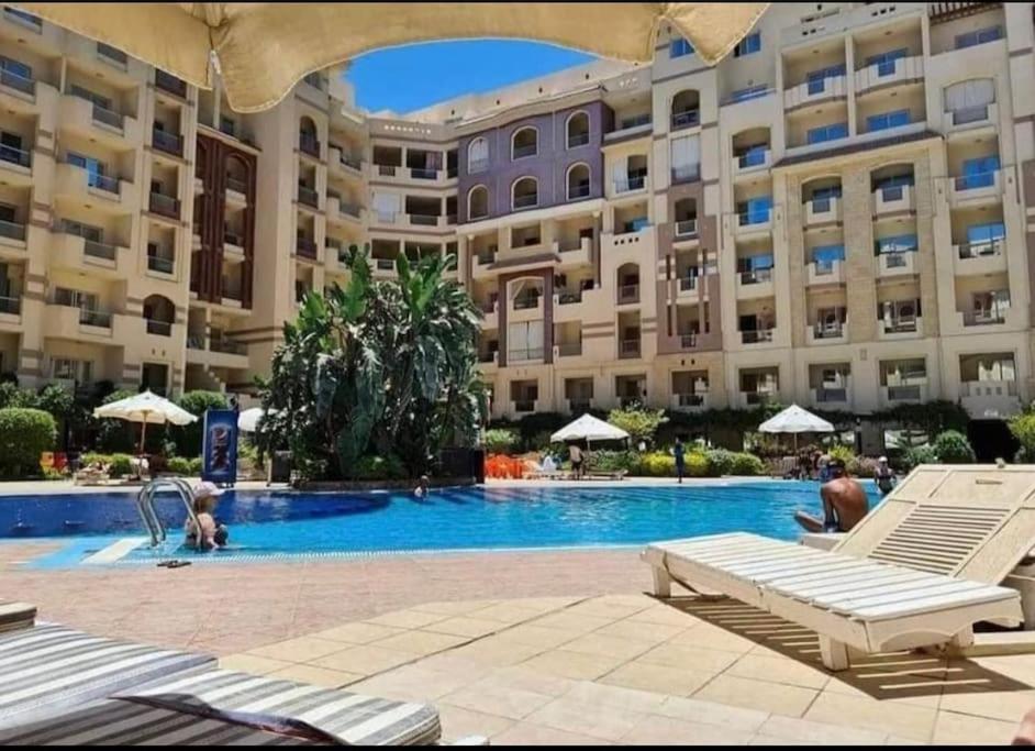 Apartament Sunny With 3 Swimming Pools Florenza *